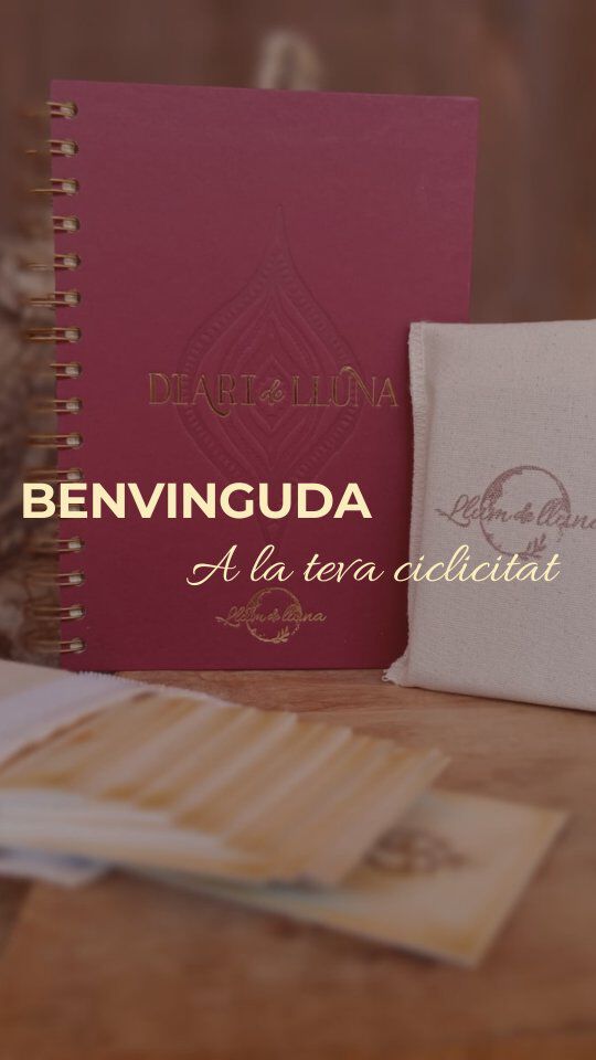 Et deixo aquí l'inici, la benvinguda, amb la que et rebo dins del Diari de Lluna ❤️

Ressona amb tu de fer fer aquest viatge autogestionat d'autoconeixement cíclic? 

Per aquest Sant Jordi et deixo 3 opcions de regal:
- el Diari de Lluna
- el pack Guia Cíclica (el Diari de Lluna + les cartes de la Ciclicitat)
- el tradicional pack t'estimo (oli íntim Nirvana + rosa de fusta amb la tija T'estimo)

Et deixo els packs al link de la bio ❤️🙏

Judith
#delapellalanima #santjordi